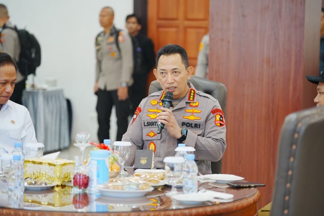 Kapolri Tegaskan Kehadiran Polisi Kawal Demokrasi 